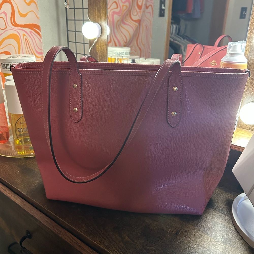 Coach Pink Leather Tote Bag with Gold Hardware - Picture 2 of 3